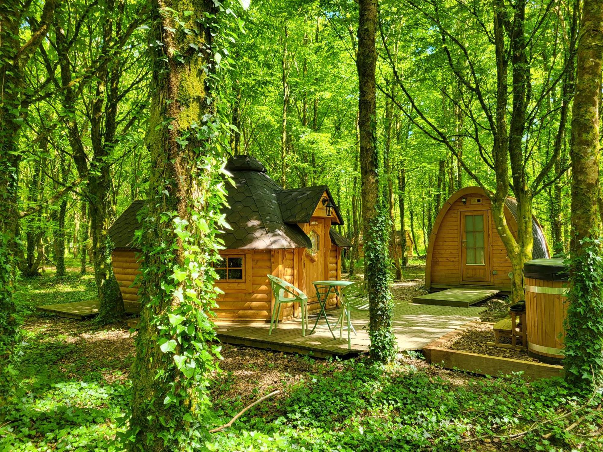 Le Domaine Insolite De Broceliande Paimpont Εξωτερικό φωτογραφία