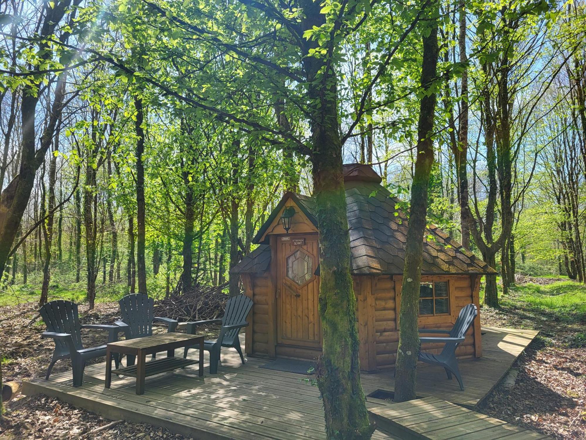 Le Domaine Insolite De Broceliande Paimpont Εξωτερικό φωτογραφία