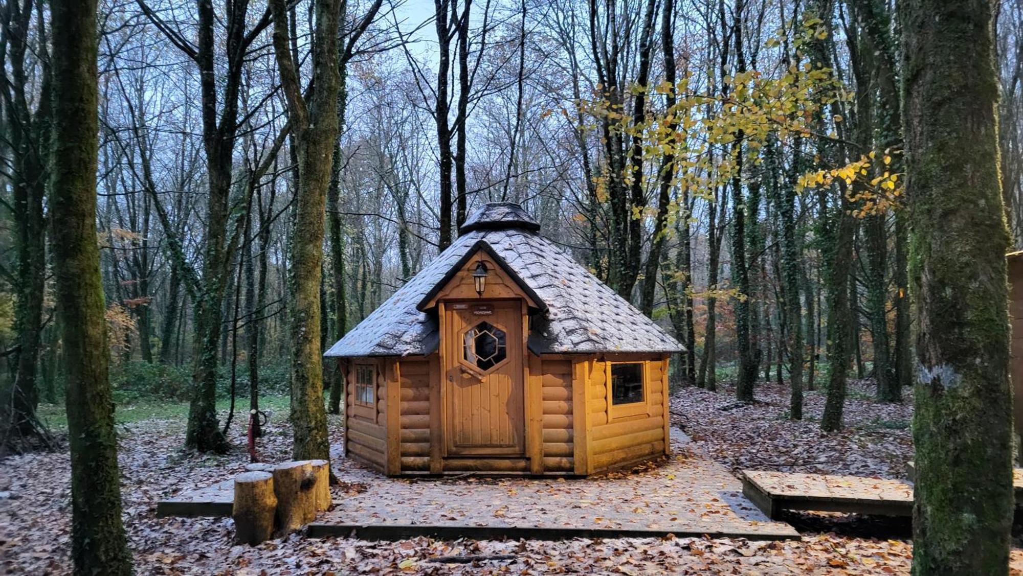 Le Domaine Insolite De Broceliande Paimpont Εξωτερικό φωτογραφία
