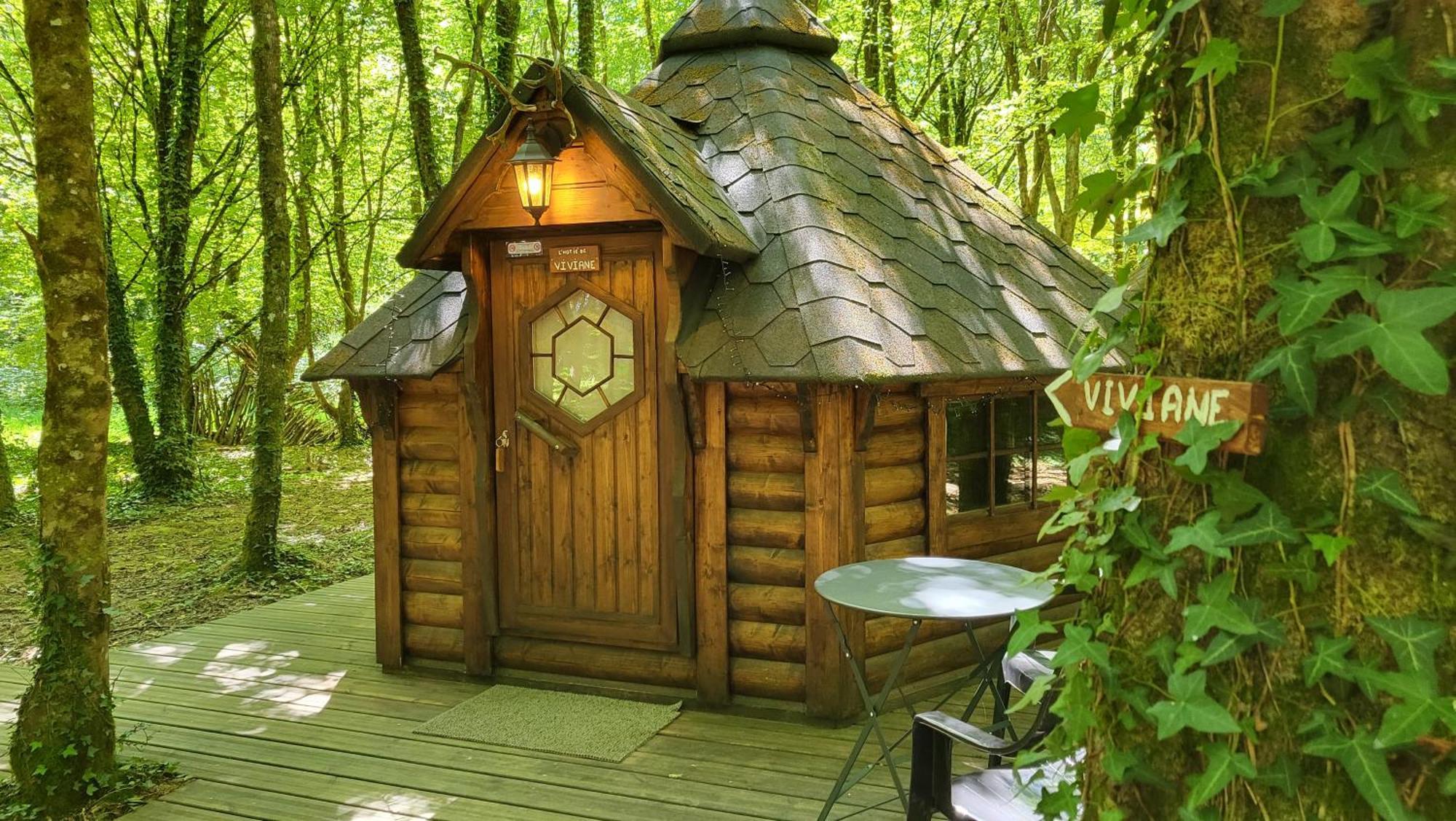 Le Domaine Insolite De Broceliande Paimpont Εξωτερικό φωτογραφία